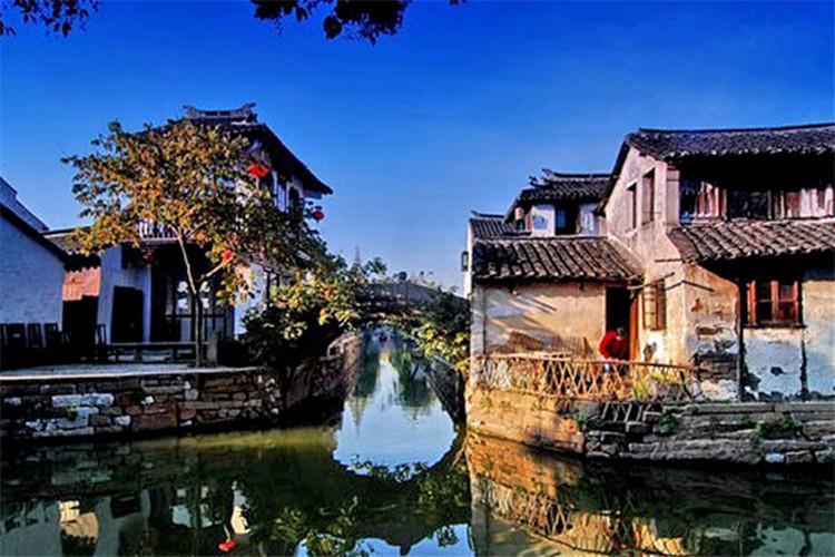 美国经济“无债不欢”,“去美元化”渐成趋势